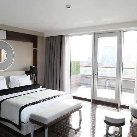 Szálloda Ramada & Sisli