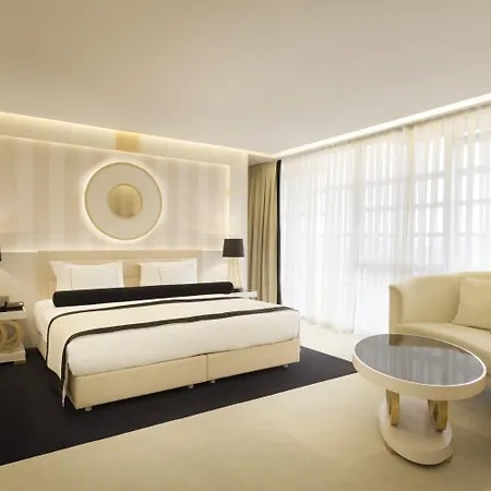 ホテル Ramada & Sisli イスタンブール