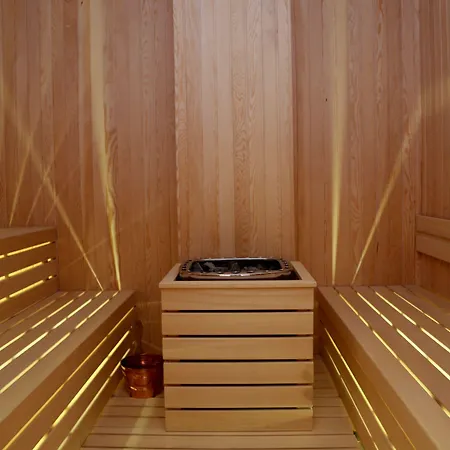 Hotel Ramada & Sisli