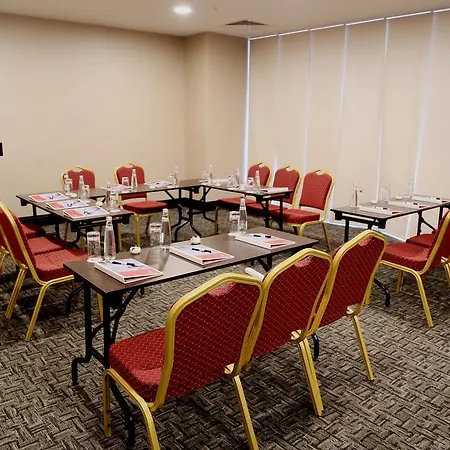 Ramada & Sisli Hotel