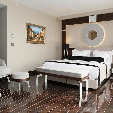 Szálloda Ramada & Sisli 4*