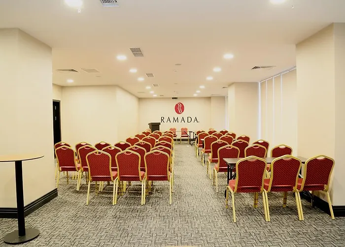 فندق Ramada & Sisli 4*