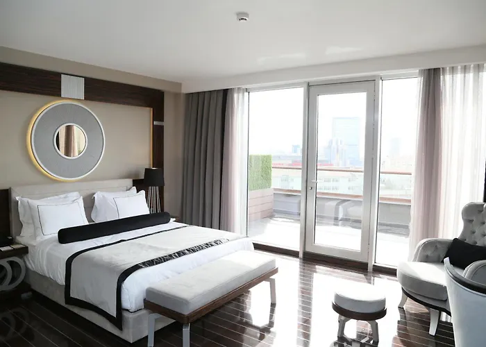 Ramada & Sisli Ξενοδοχείο