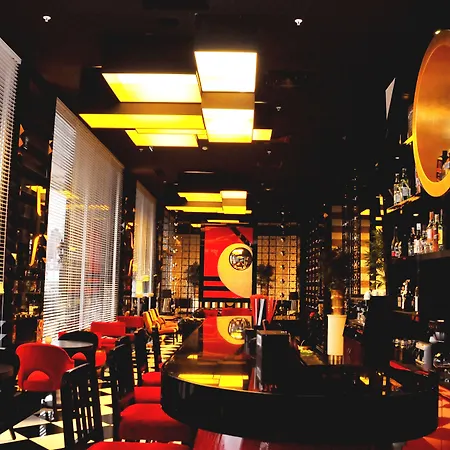 Ramada & Sisli