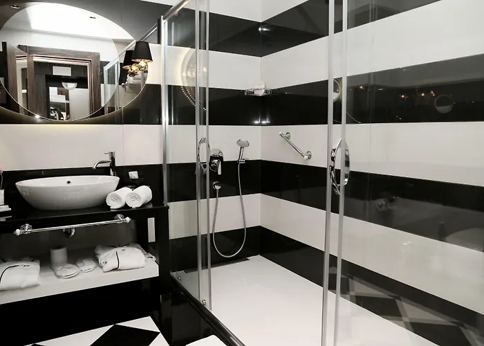 Ξενοδοχείο Ramada & Sisli 4*