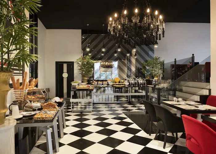 Ξενοδοχείο Ramada & Sisli 4*